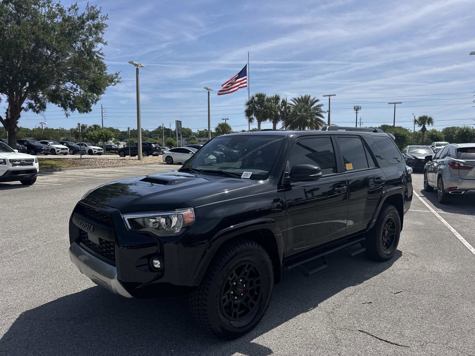 Used 2023 Toyota 4Runner TRD Off-Road Premium w/ Moonroof Package AWD/4WD image 7