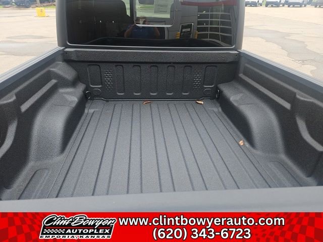 New 2025 Jeep Gladiator Sport image 22