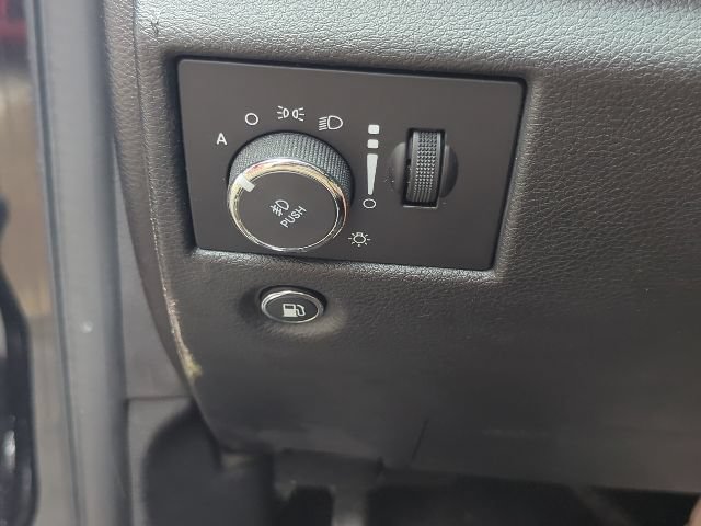 Used 2015 Jeep Grand Cherokee High Altitude AWD/4WD image 25
