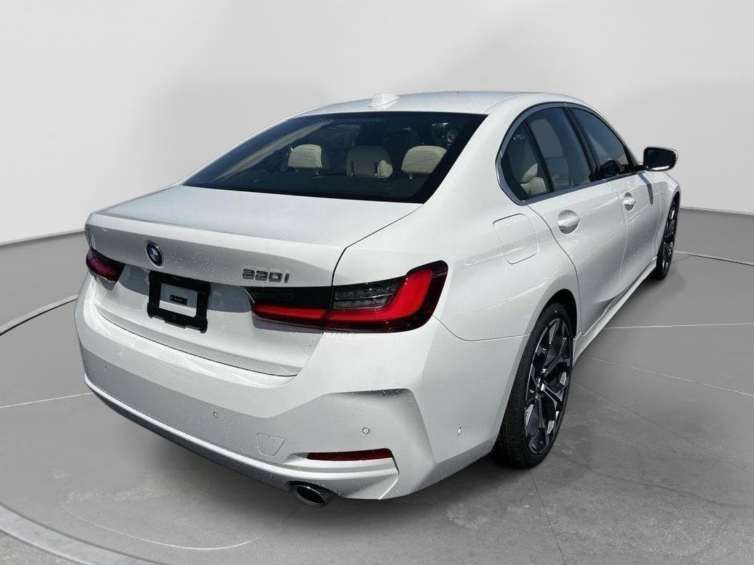 New 2026 BMW 330i Sedan w/ Premium Package RWD image 8