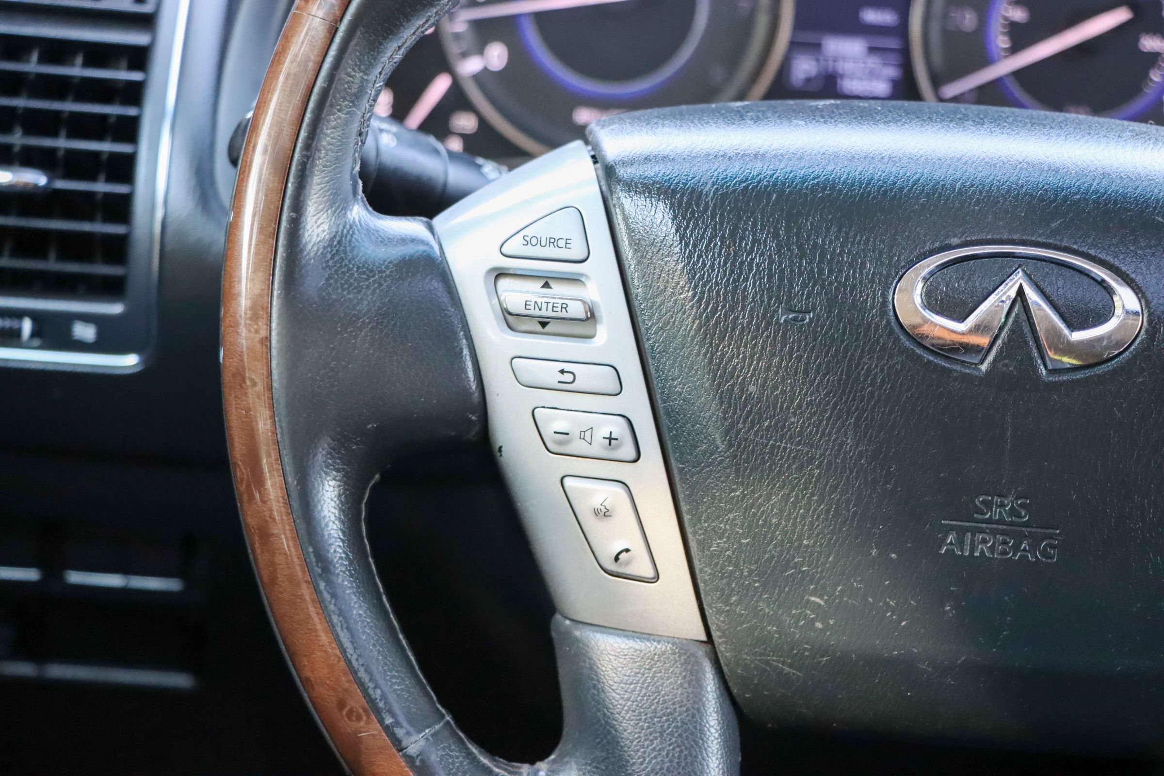 Used 2017 INFINITI QX80 4WD image 33
