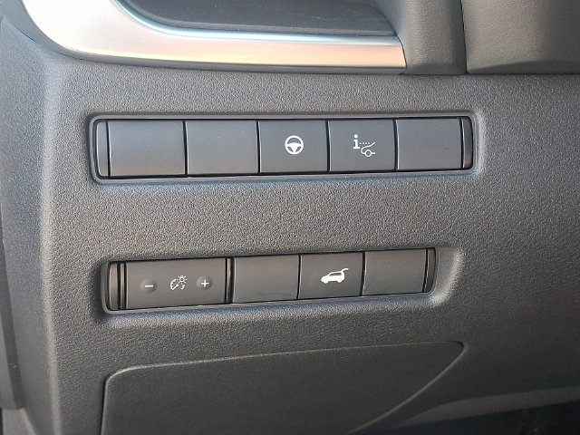 Used 2023 Nissan Rogue Platinum w/ Platinum Premium Package AWD/4WD image 26