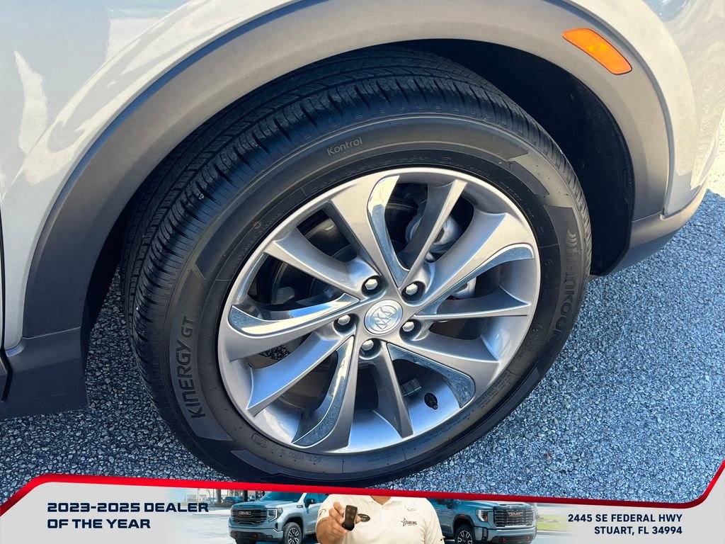 Used 2023 Buick Encore GX Essence w/ Experience Buick Package image 21