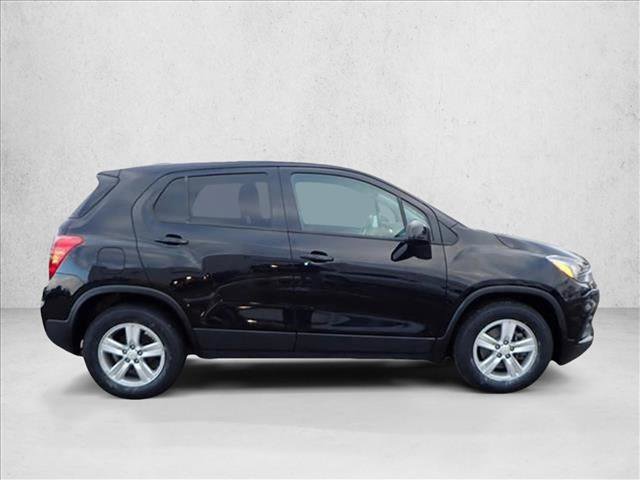 Used 2021 Chevrolet Trax LS w/ Tint and Cruise Package image 5
