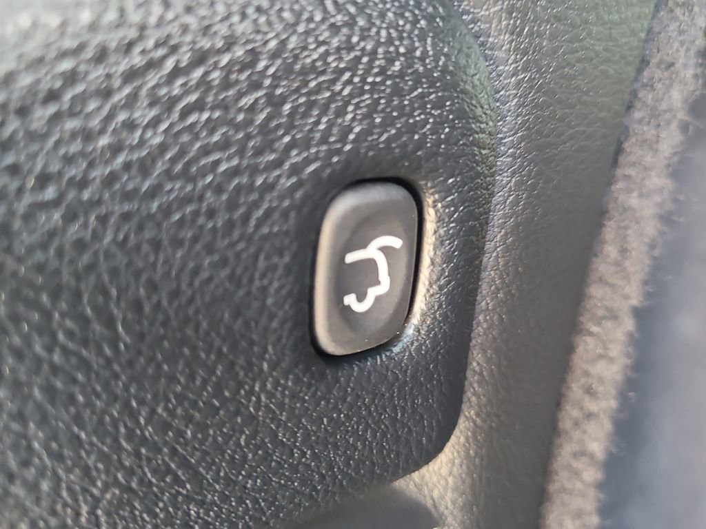 Used 2025 Dodge Durango GT image 9