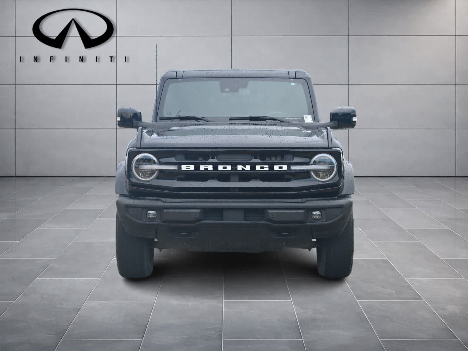 Used 2021 Ford Bronco Outer Banks AWD/4WD image 2