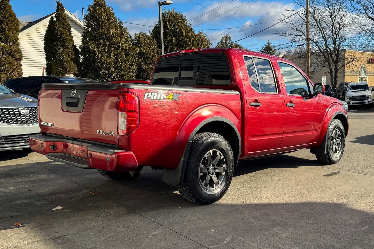 Used 2018 Nissan Frontier PRO-4X image 3