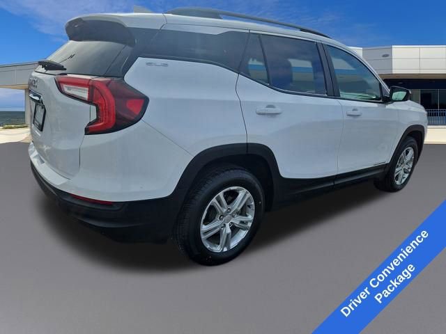 Used 2023 GMC Terrain SLE w/ Driver Convenience Package image 6