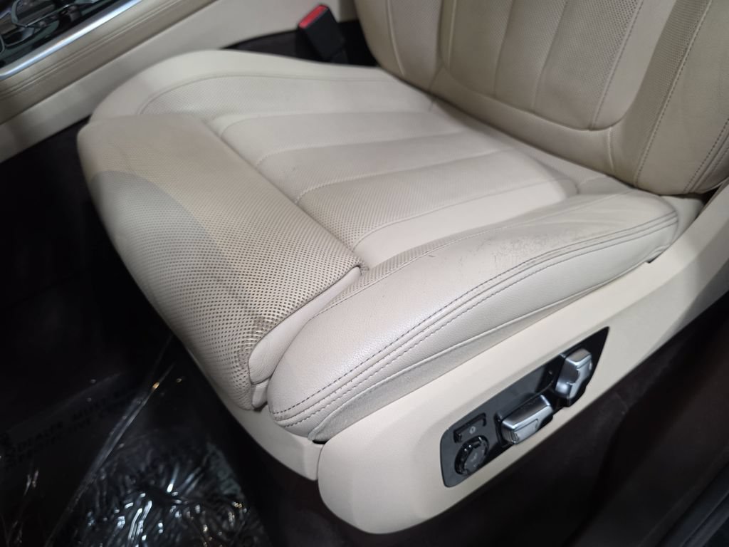 Used 2019 BMW X5 xDrive40i w/ Premium Package AWD/4WD image 25