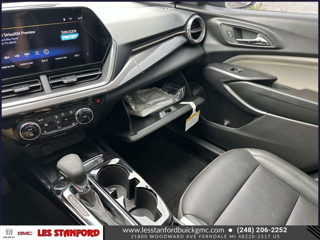 Used 2024 Chevrolet Trax ACTIV w/ Sunroof Package image 34