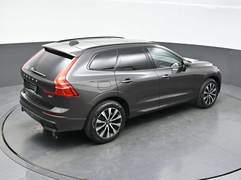 Used 2024 Volvo XC60 B5 Plus AWD/4WD image 34