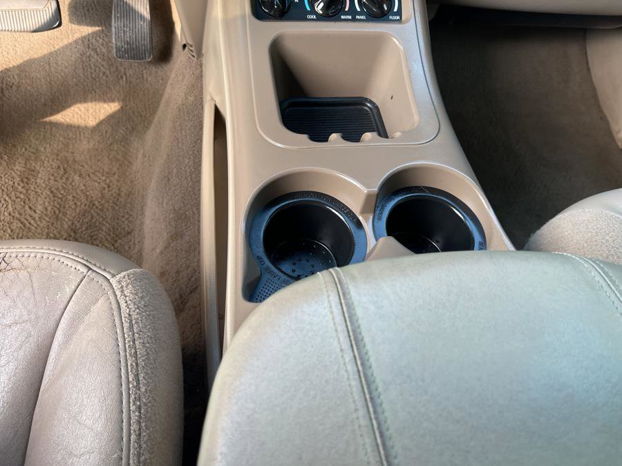 Used 2001 Ford Expedition Eddie Bauer image 16