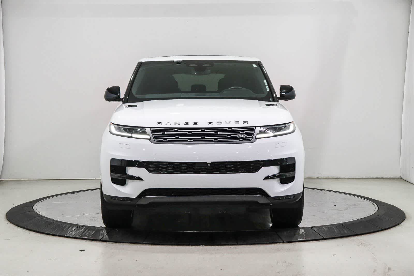 Used 2024 Land Rover Range Rover Sport SE AWD/4WD image 6