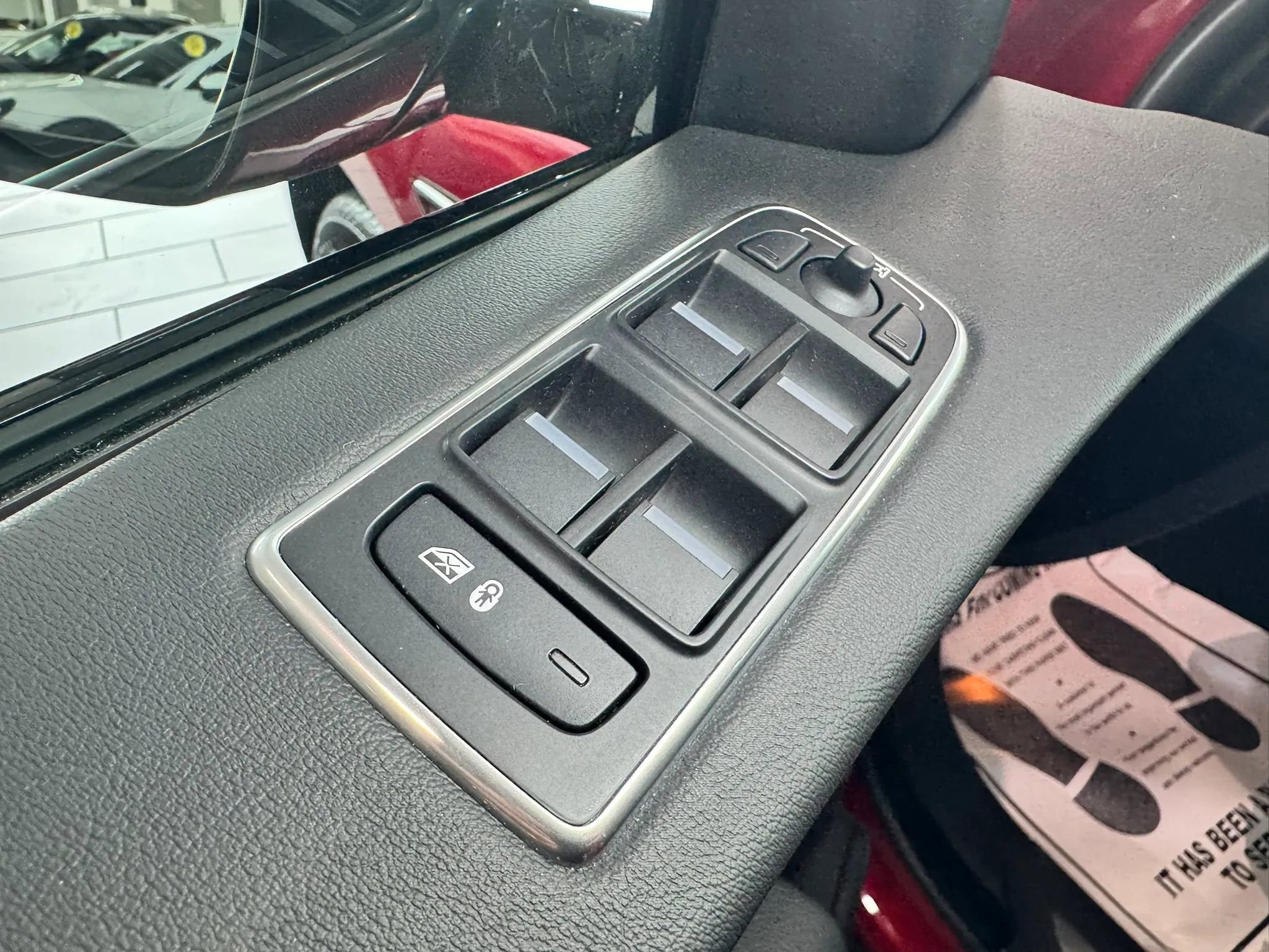 Used 2020 Jaguar F-PACE Prestige AWD/4WD image 23