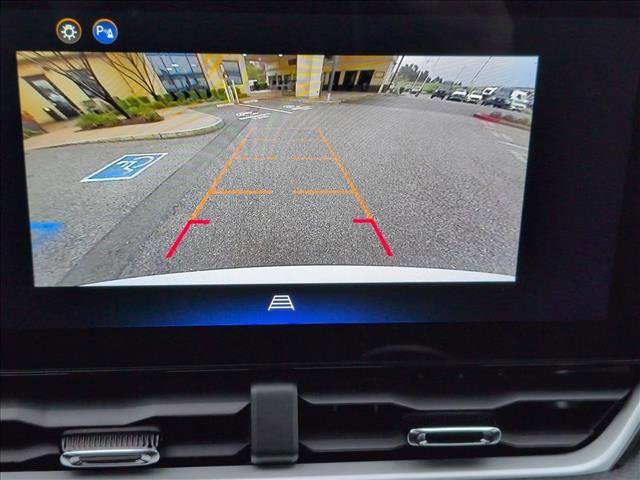 Used 2025 Chevrolet Equinox LT image 13