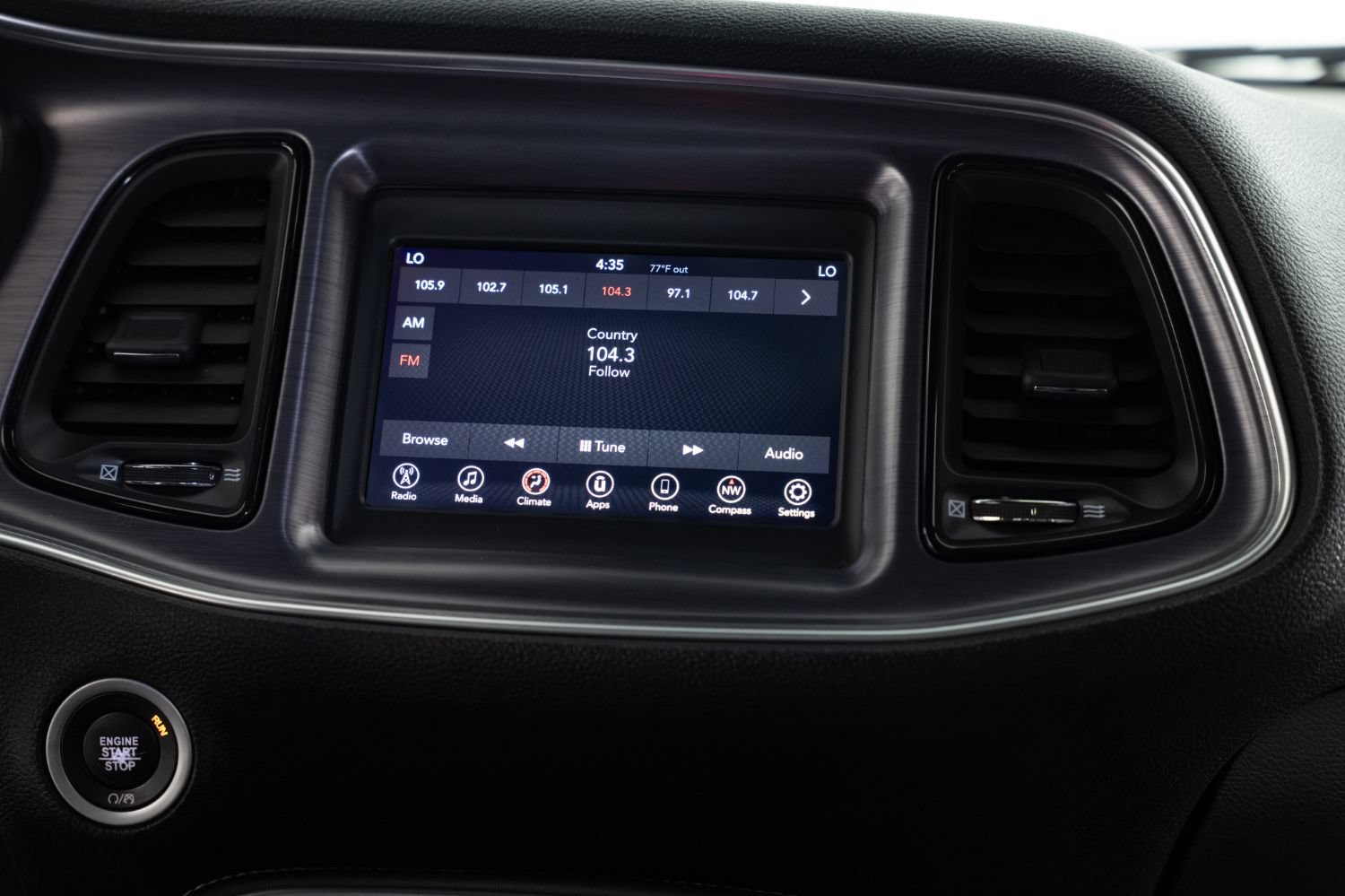 Used 2018 Dodge Challenger SXT RWD image 21