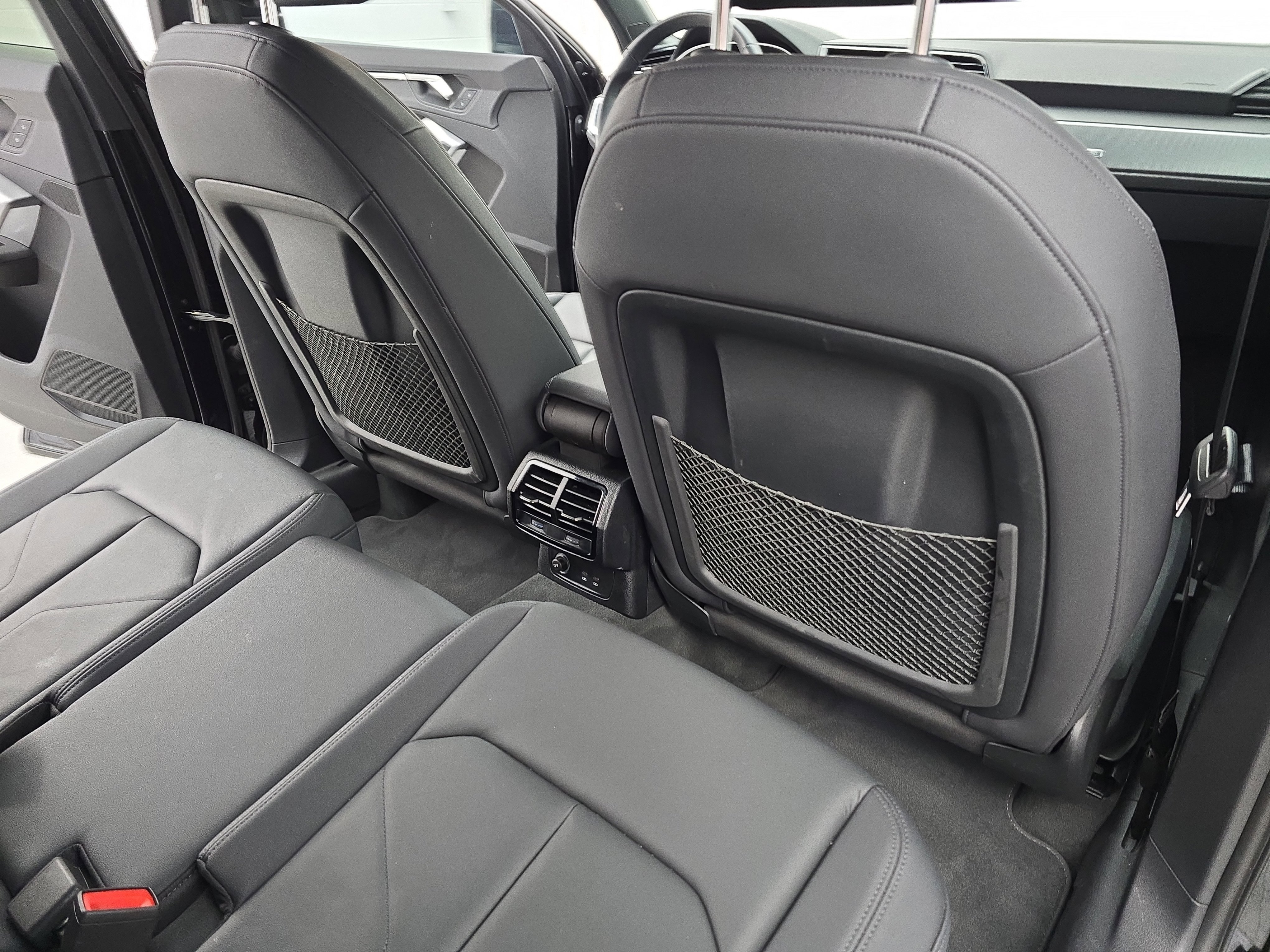Used 2024 Audi Q3 2.0T Premium w/ Convenience Package image 11