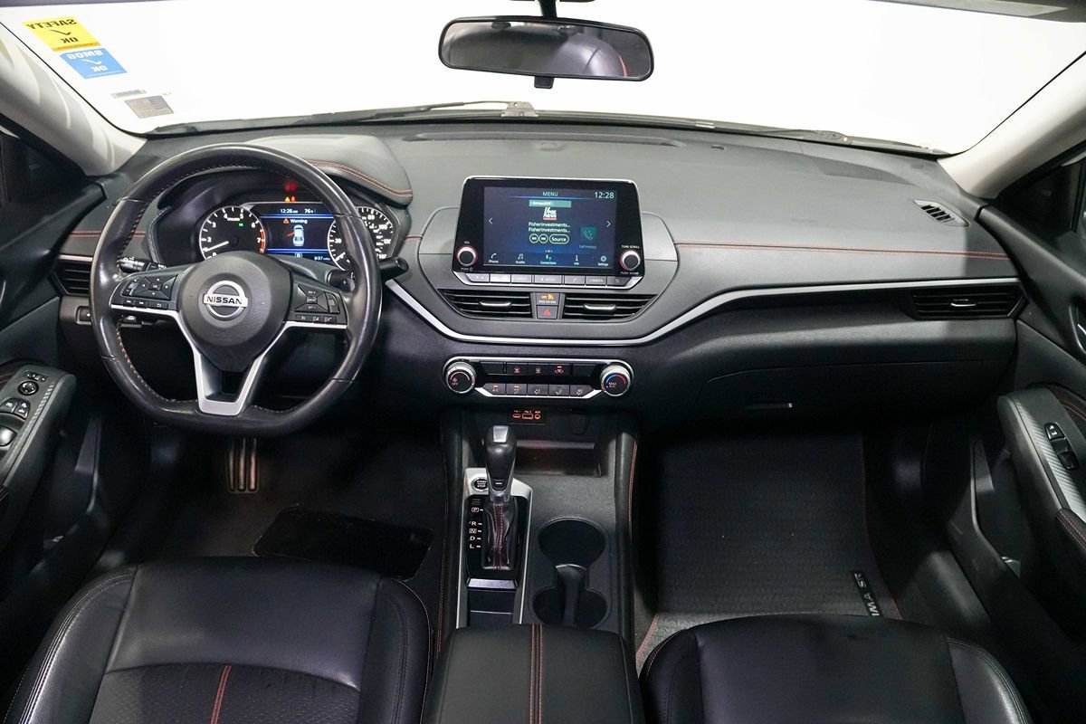 Used 2022 Nissan Altima 2.5 SR FWD image 21