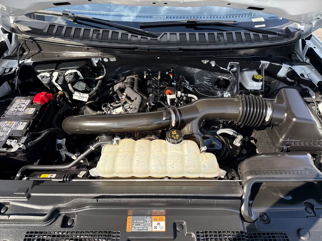 Used 2025 Ford Expedition Active image 28