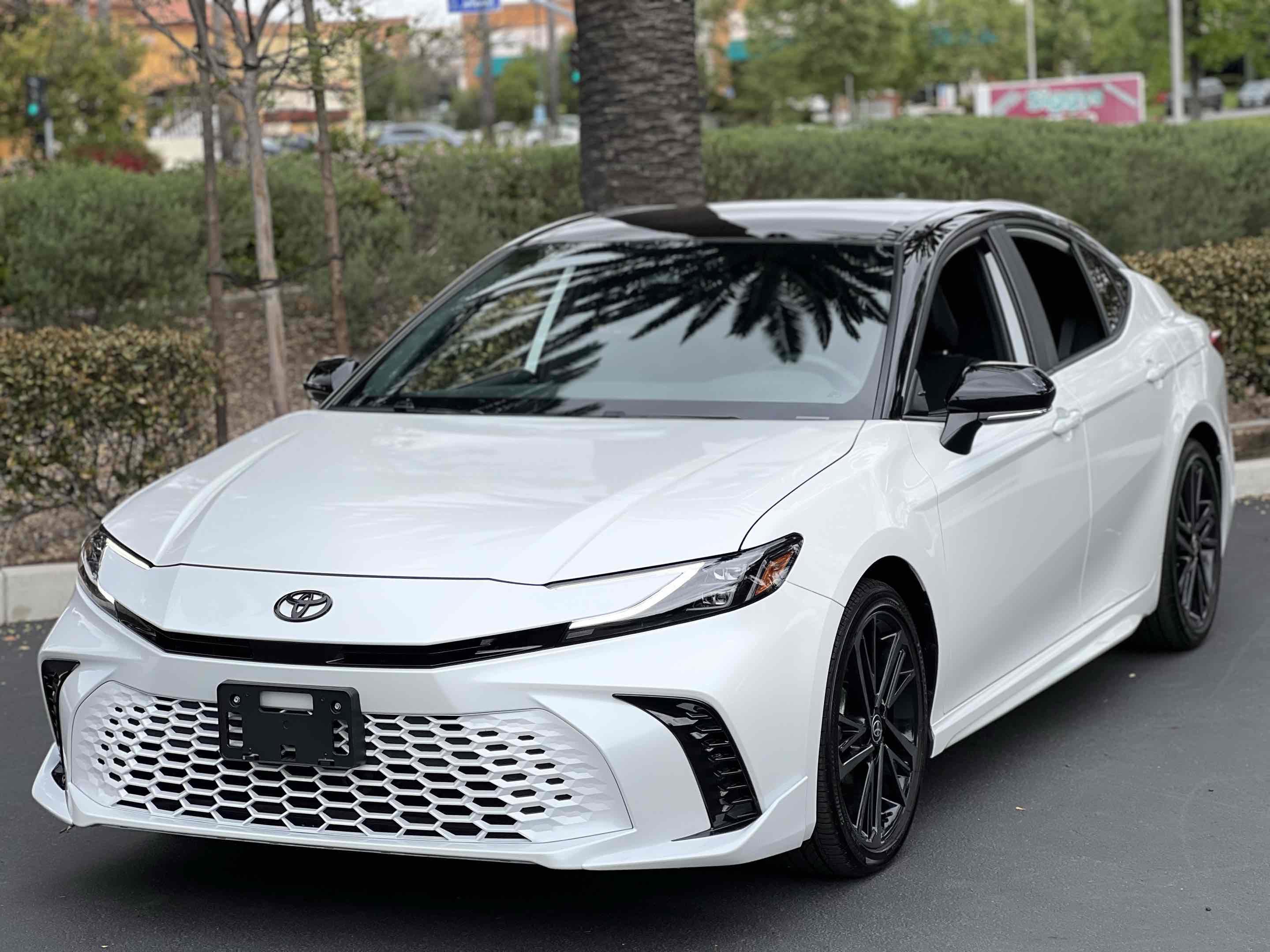 Used 2025 Toyota Camry XSE image 14