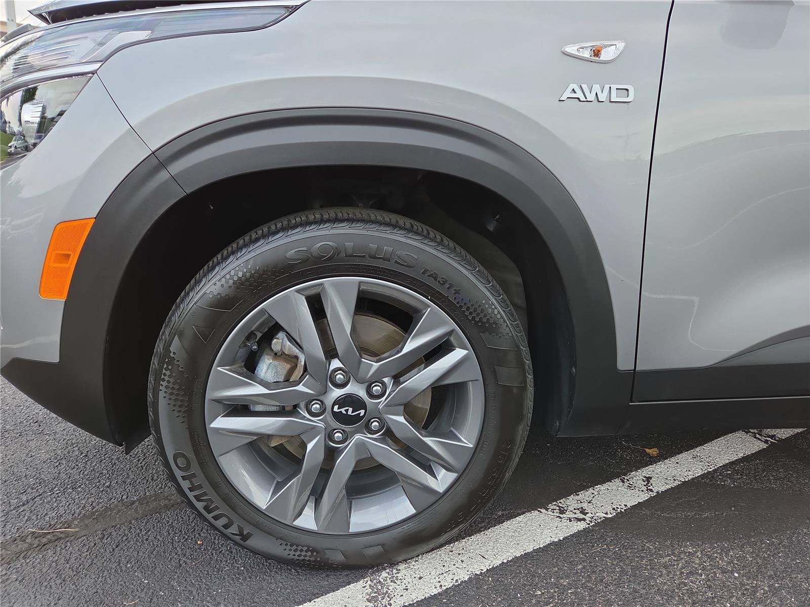 Certified 2023 Kia Seltos LX AWD/4WD image 11