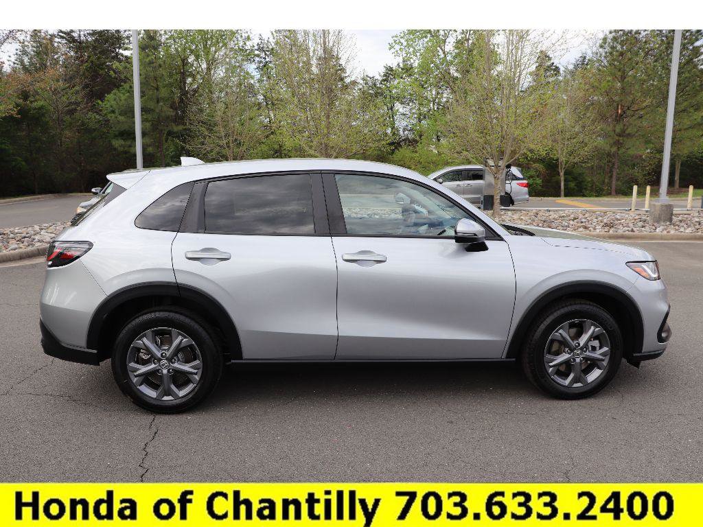 Certified 2026 Honda HR-V LX image 8