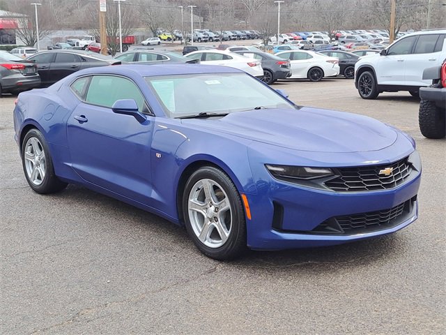 Used 2023 Chevrolet Camaro LT image 7