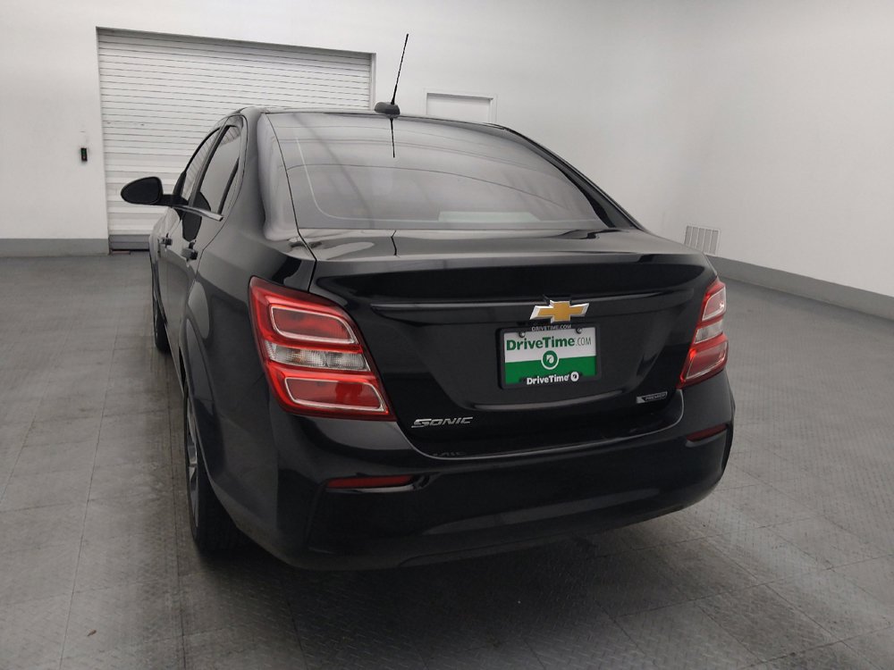 Used 2019 Chevrolet Sonic Premier FWD image 6