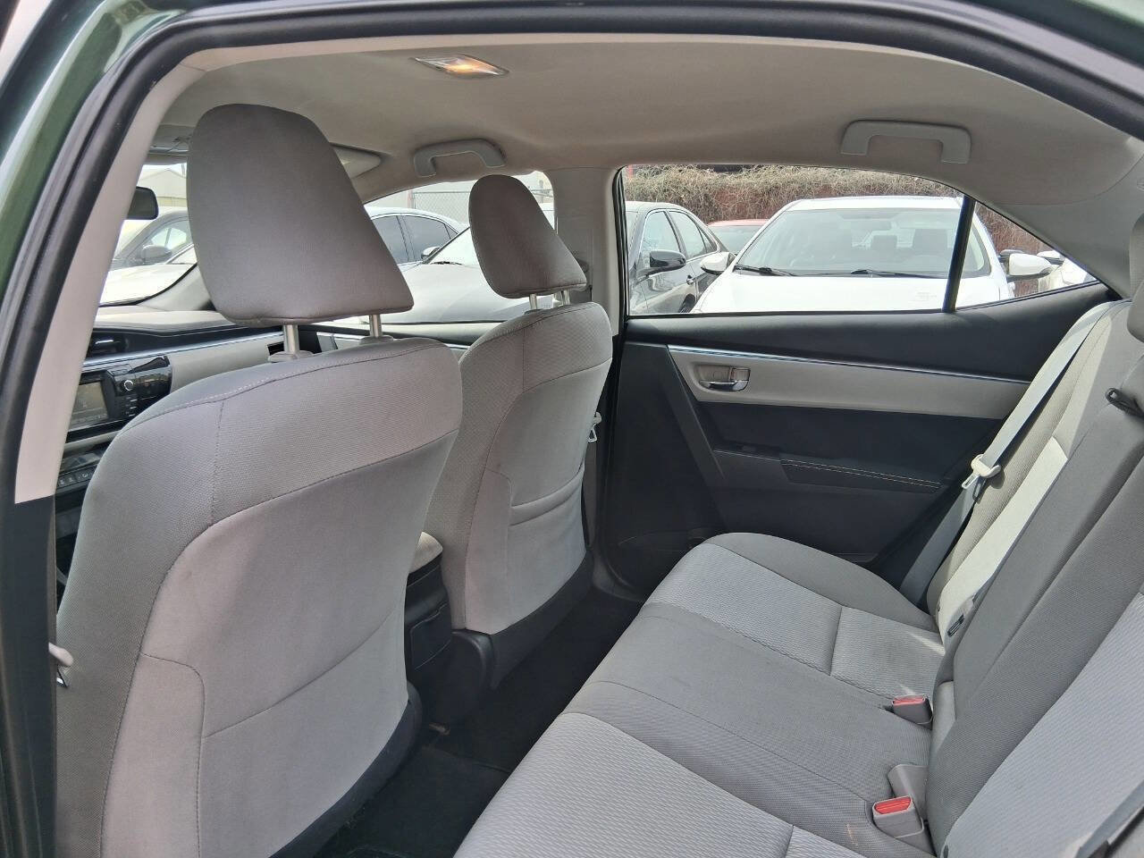 Used 2015 Toyota Corolla LE w/ Body Protection Package #1 FWD image 26