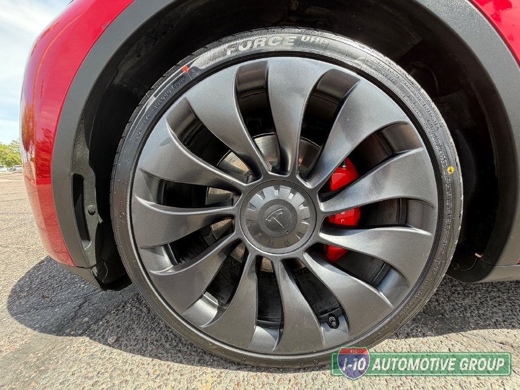 Used 2023 Tesla Model Y Performance AWD/4WD image 12