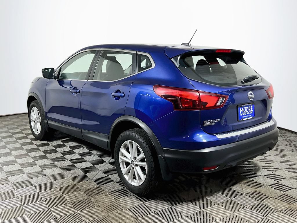 Used 2019 Nissan Rogue Sport S w/ Appearance Package FWD image 5