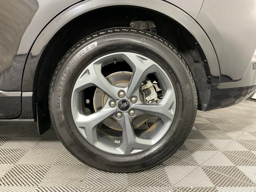 Used 2023 Ford Escape ST-Line w/ Tech Pack #1 FWD image 10