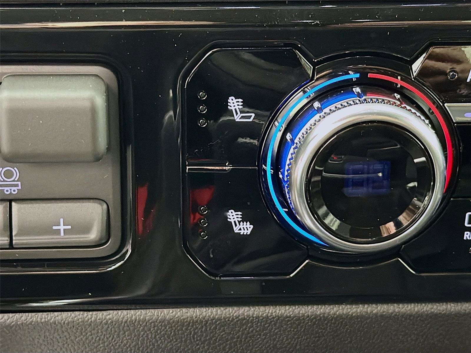 New 2026 GMC Sierra 1500 Elevation image 22