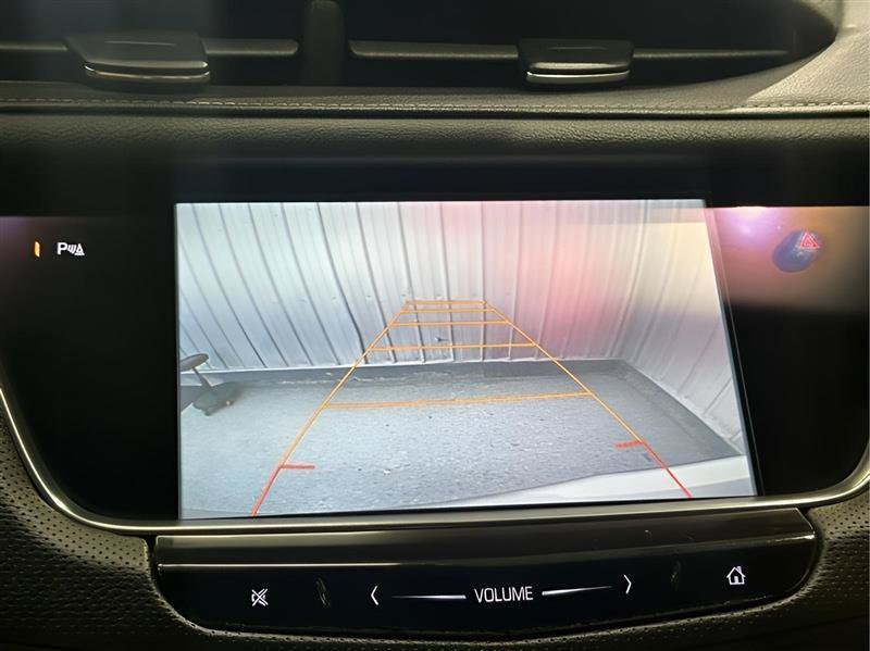 Used 2017 Cadillac XT5 Luxury w/ Driver Awareness Package AWD/4WD image 14