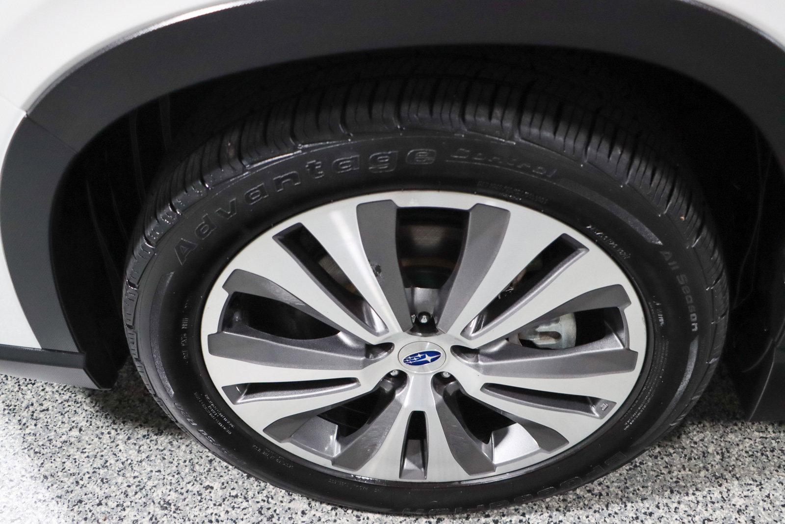 Used 2020 Subaru Ascent Limited w/ Popular Package #2A image 11