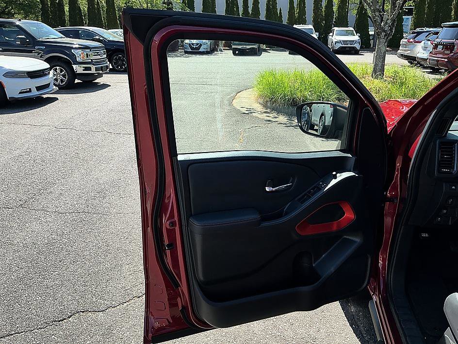 Certified 2023 Nissan Frontier Pro-X w/ Technology Package image 11