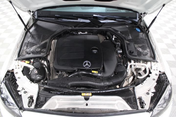 Used 2019 Mercedes-Benz C 300 4MATIC Sedan image 45
