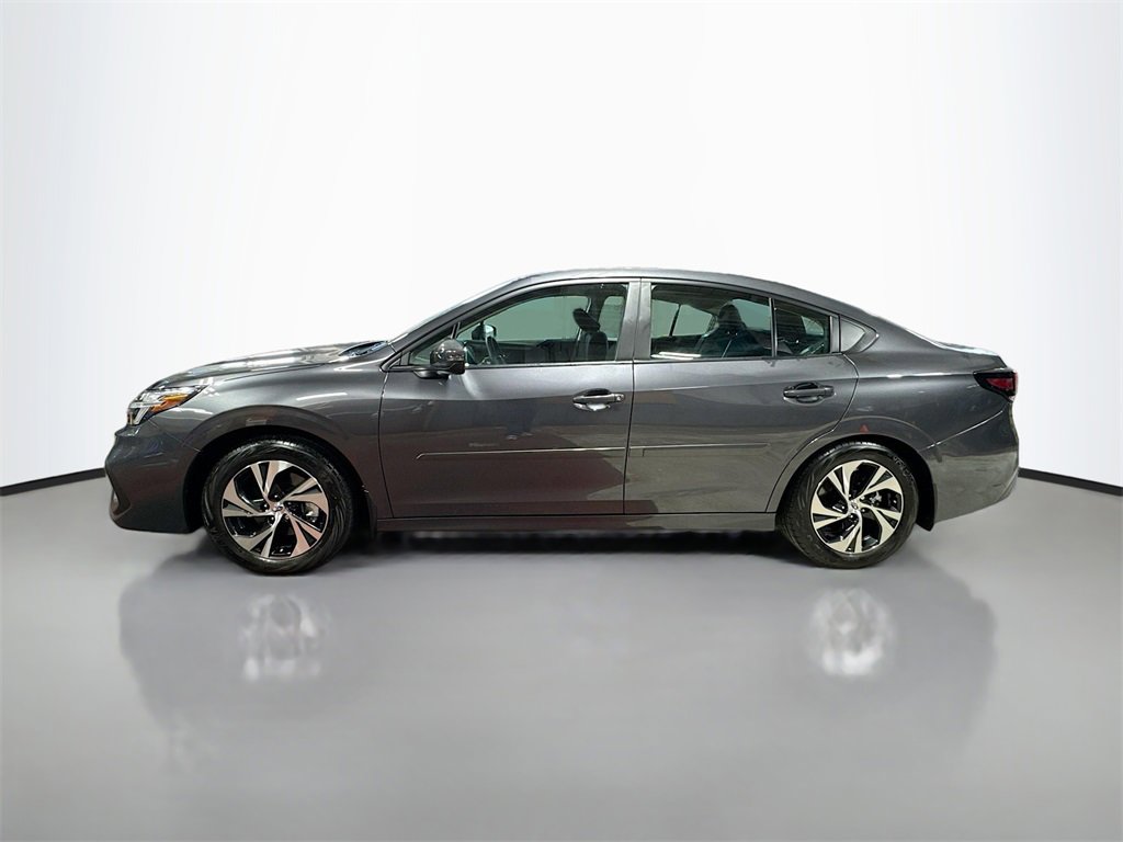 Used 2025 Subaru Legacy Premium image 10