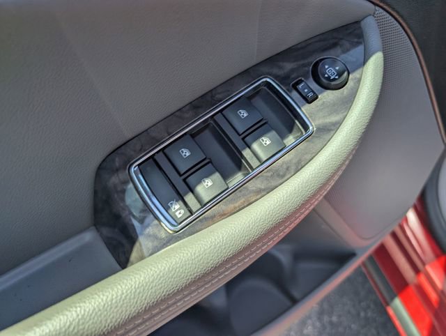 Used 2014 Chevrolet Impala LT w/ Convenience Package FWD image 15