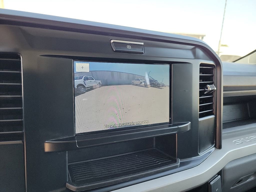 Used 2025 Ford F250 XL w/ XL Chrome Package image 22