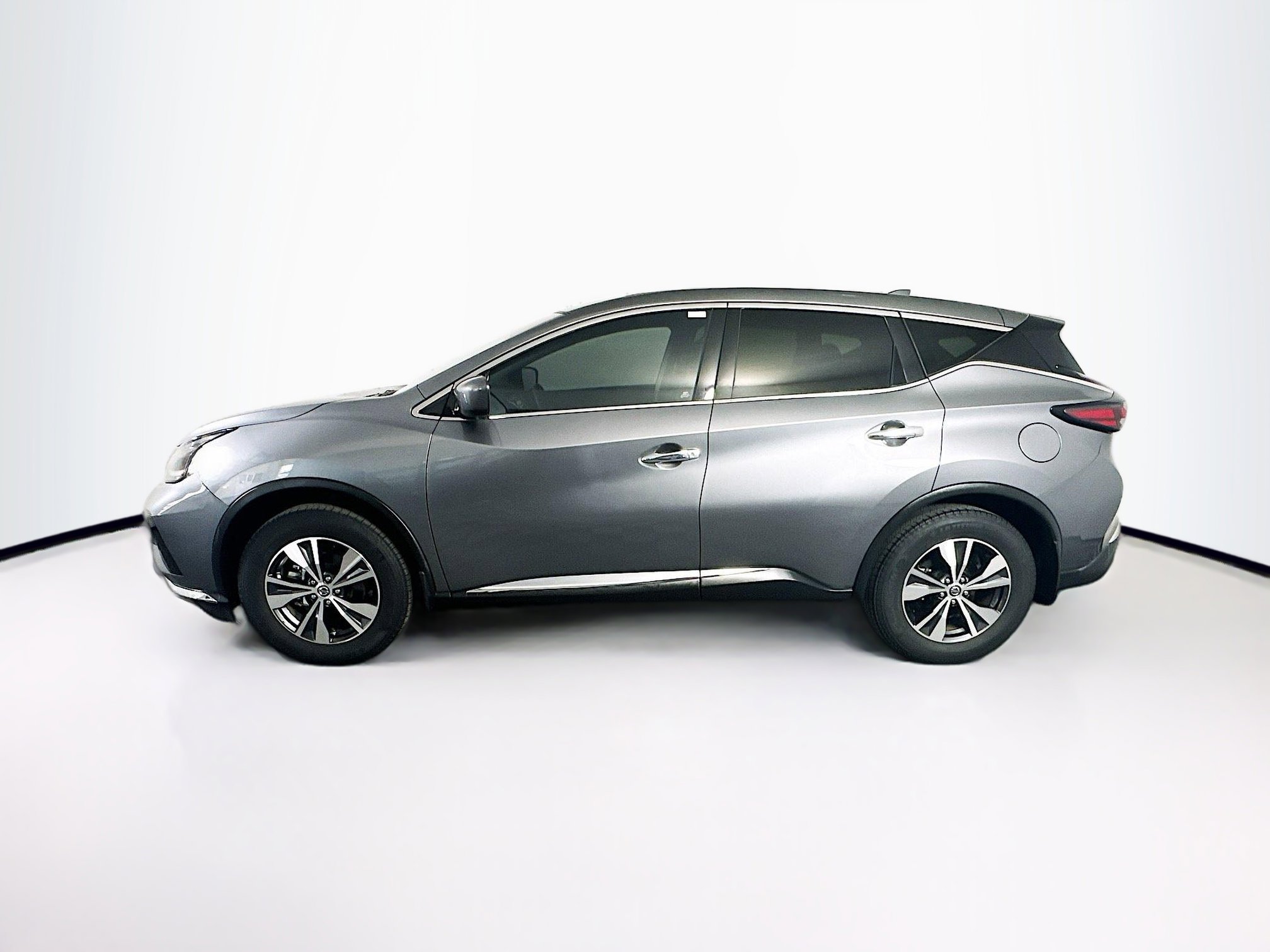 Used 2022 Nissan Murano S image 4