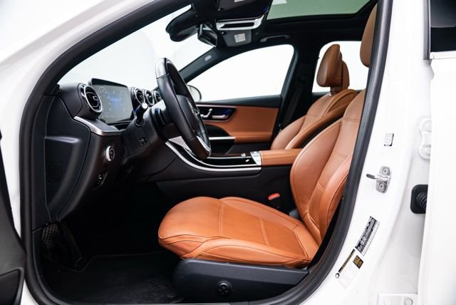 Used 2025 Mercedes-Benz C 300 4MATIC Sedan image 10