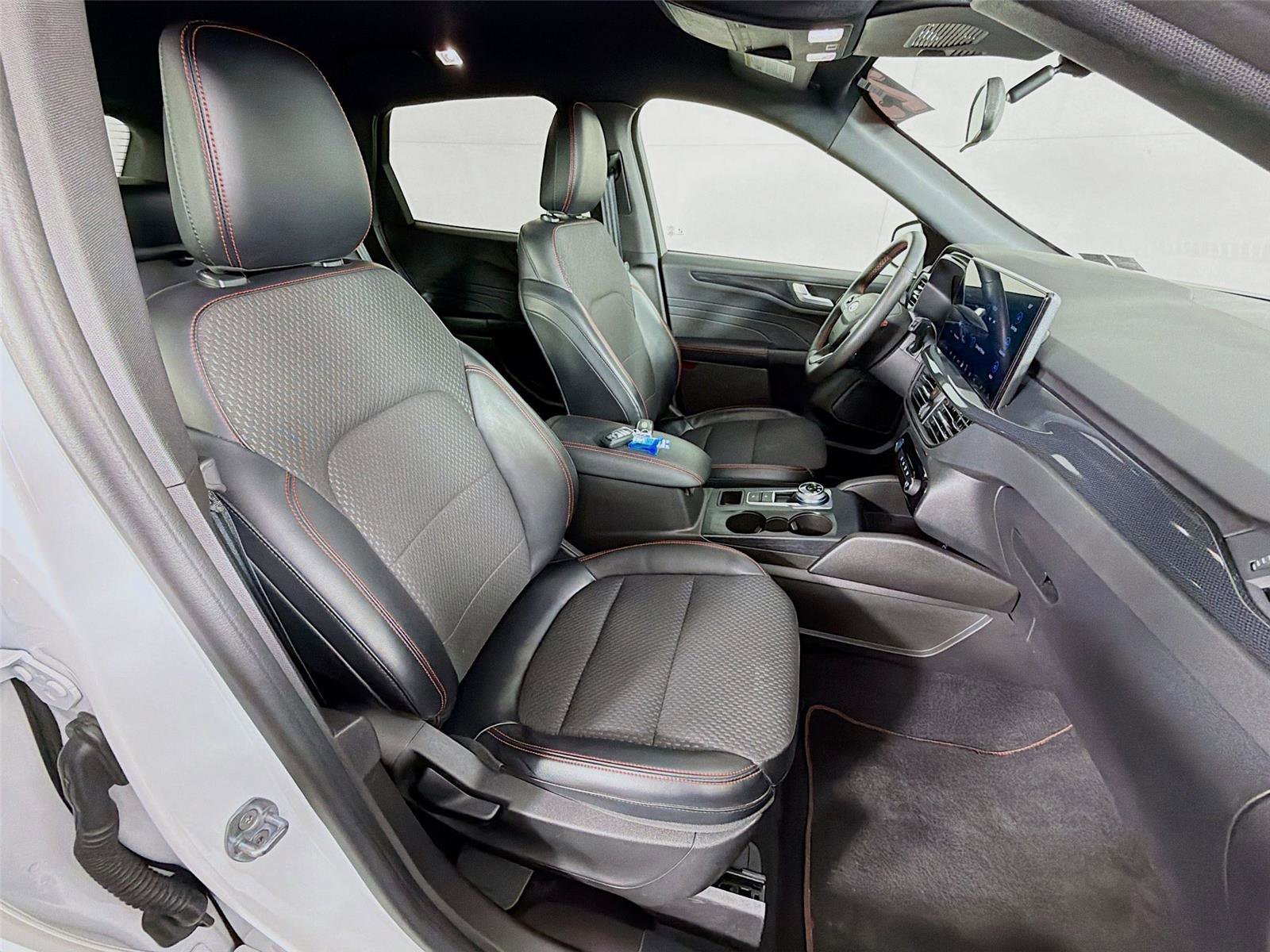 Used 2023 Ford Escape ST-Line w/ Tech Pack #1 image 27