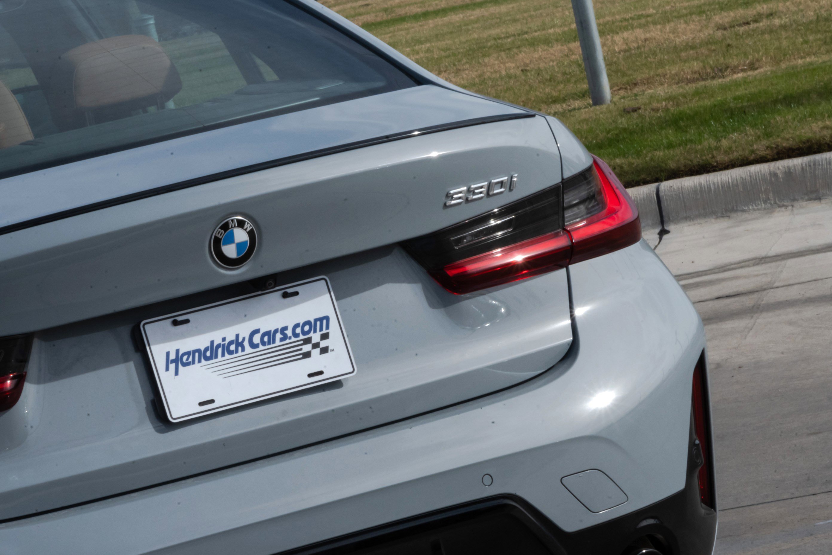 Certified 2024 BMW 330i Sedan w/ M Sport Package image 8