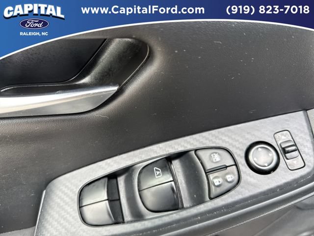 Used 2025 Nissan Sentra SV FWD image 21