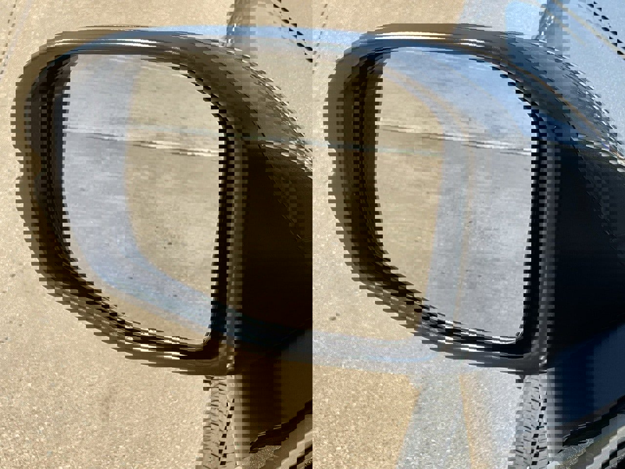 Used 2025 Honda HR-V LX image 11