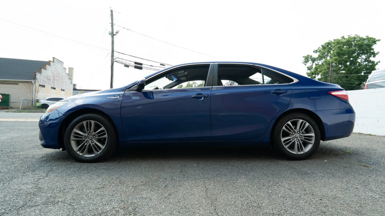 Used 2016 Toyota Camry SE FWD image 7