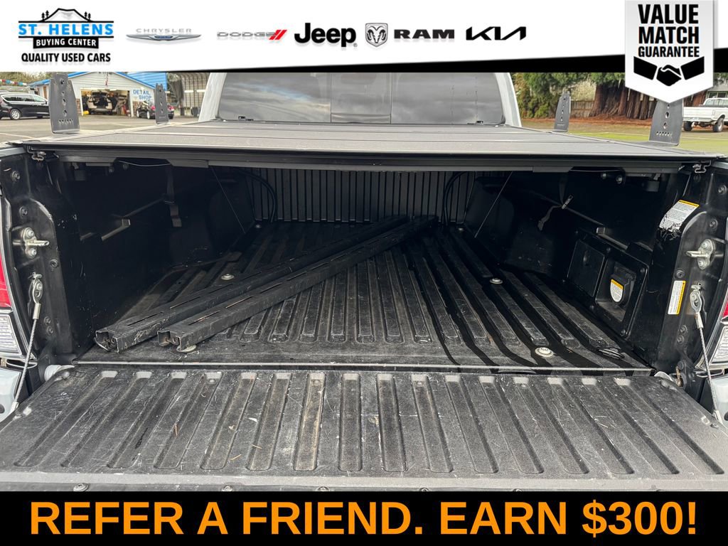 Used 2020 Toyota Tacoma Limited image 8