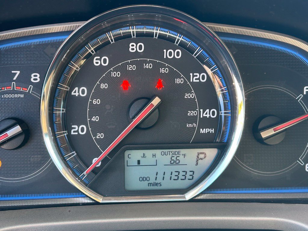 Used 2014 Toyota RAV4 Limited AWD/4WD image 16