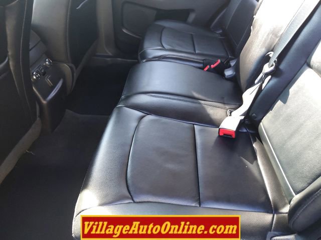 Used 2017 Ford Explorer XLT w/ Equipment Group 202A image 22